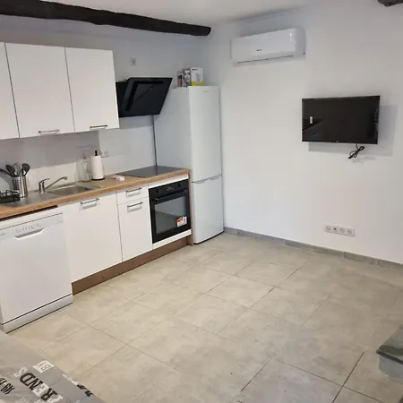 Appartement Maison Samuela *